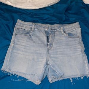 Size 16 AE shorts